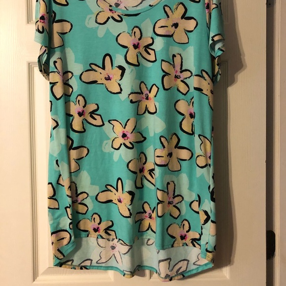 SOLD - LuLaRoe Tunic - Picture 3 of 3